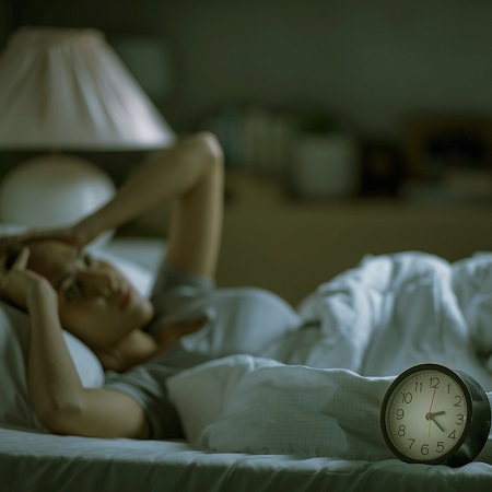 Phải làm gì khi bạn không ngủ được - insomnia-05